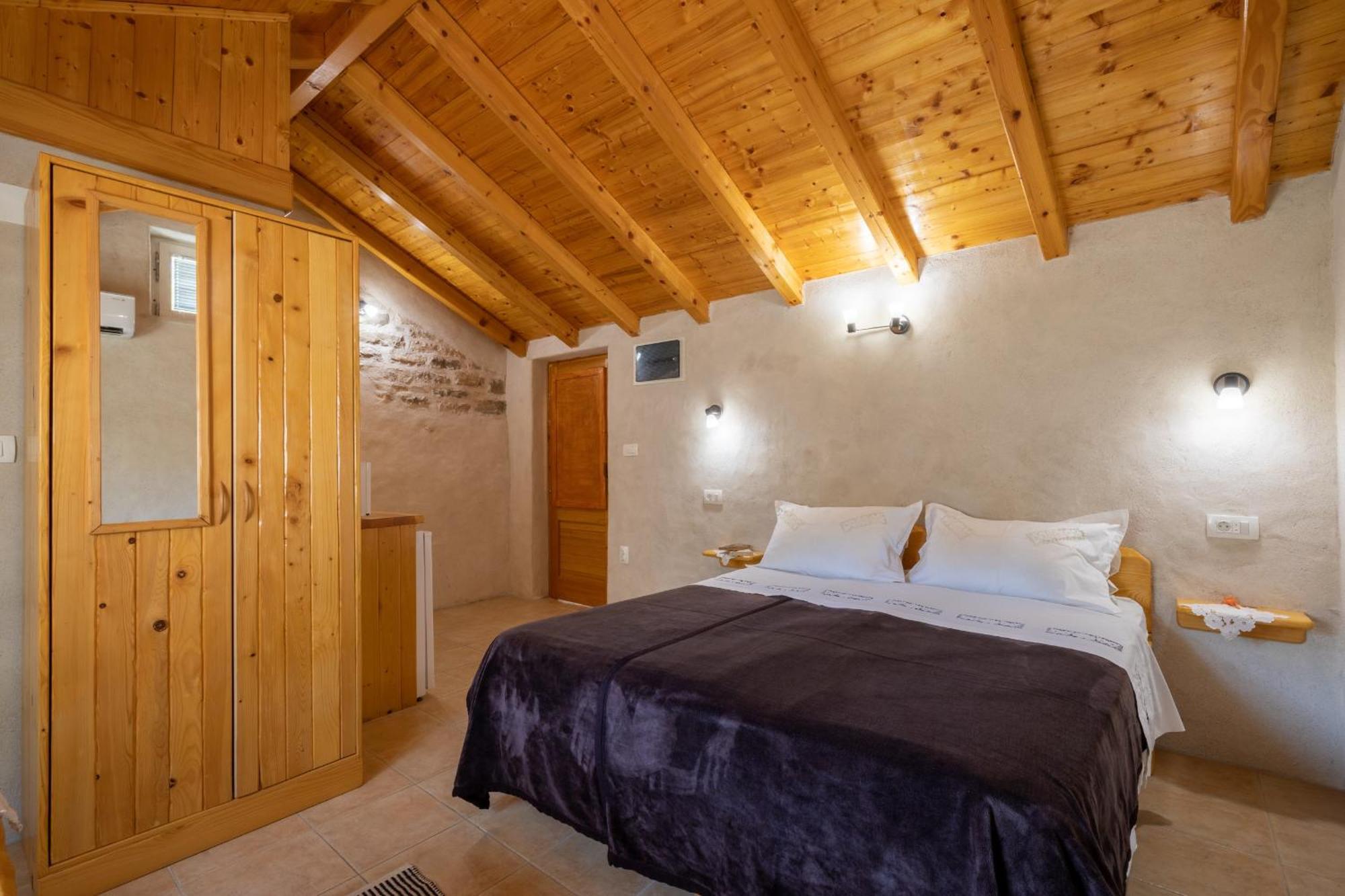 Stone House Harmony Apartment Zrnovo Luaran gambar